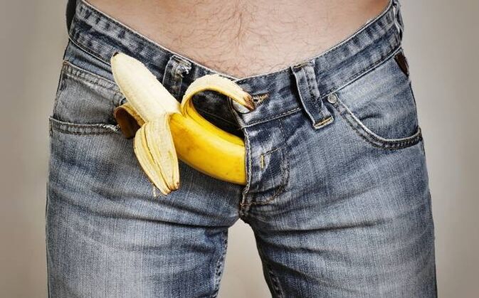 Great dick in the example of a banana